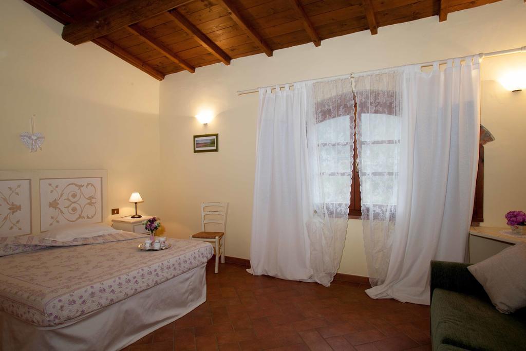 Agriturismo Le Buche Di Viesca Reggello Chambre photo